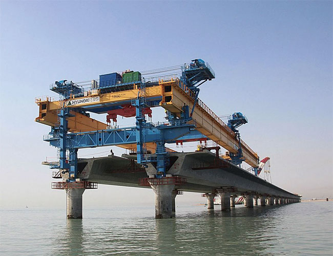 쿠웨이트 셰이크 자베르 코즈웨이 해상연륙교 건설현장. 사진 SYSTRA