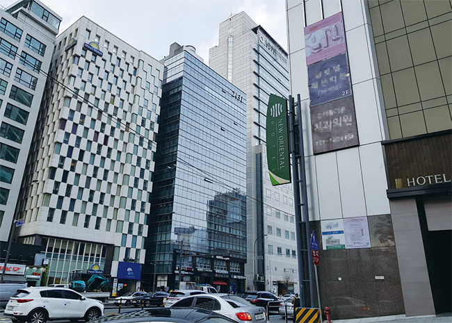 서울 종로구 일대에 관광 호텔들이 들어서 있다. 사진 김소희 기자