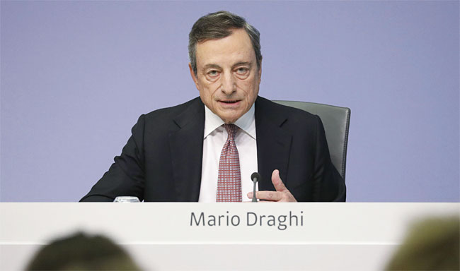 마리오 드라기 유럽중앙은행(ECB) 총재. 그는 유로존 경기 부양을 위해 양적완화 조치를 취하겠다고 시사한 상태다. 사진 블룸버그