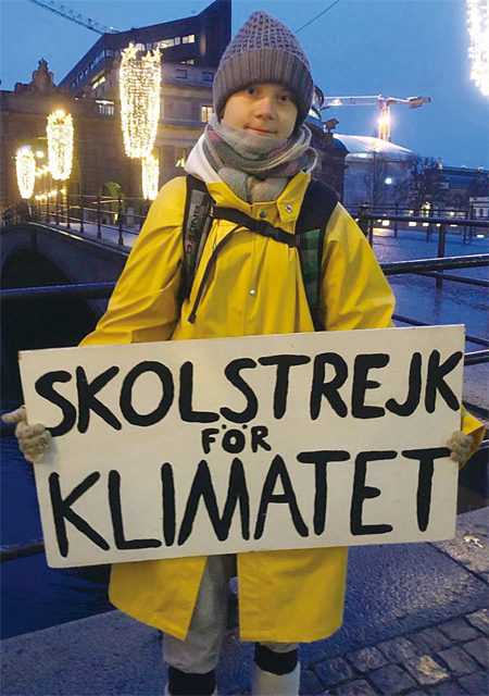 그레타 툰베리가 2019년 12월 20일, 70번째 ‘기후를 위한 학교 파업(Skolstrejk För Klimatet)’을 하고 있다. 사진 인스타그램 캡처