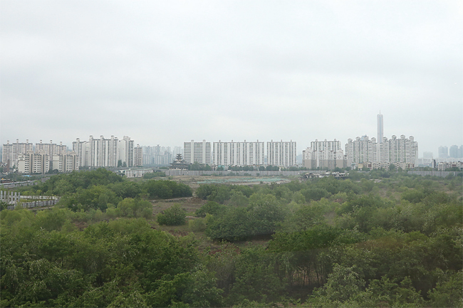 국토교통부가 5월 6일 8000가구를 공급하겠다고 밝힌 서울 용산역 철도정비창 부지. 사진 연합뉴스