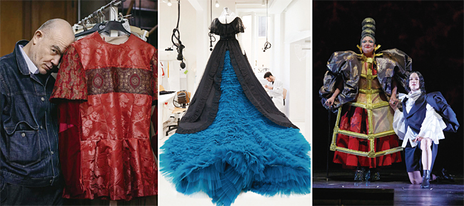 왼쪽부터 1986년 이후 세계 주요 오페라 극장의 오페라 화제작 의상을 맡은 크리스티앙 라크루아. 발렌티노가 만든 라 스칼라 오페라 ‘라 트라비아타’ 비올레타의 의상. 2019년 빈 국립오페라 하우스 개관 150주년 기념으로 일본 여성 패션 디자이너 레이 가와쿠보가 만든 오페라 ‘올랜도’ 의상. 사진 컬처 앰버시·발렌티노 가라바니·미하엘 포에흔