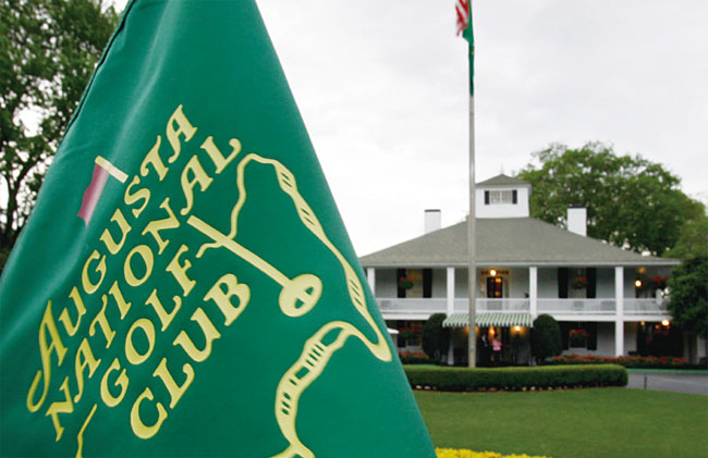 마스터스가 열리는 미국 조지아주 오거스타 내셔널 골프클럽의 클럽 하우스와 깃발. 사진 AP연합