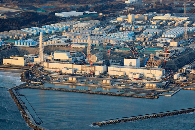 2월 24일 촬영한 일본 후쿠시마 원자력발전소 전경. 사진 AP연합
