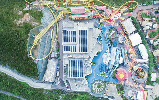 중국 태양광 기업 롱지 솔라가 홍콩 오션파크에 건설한 210㎾급 태양광 발전 시설. 사진 롱지