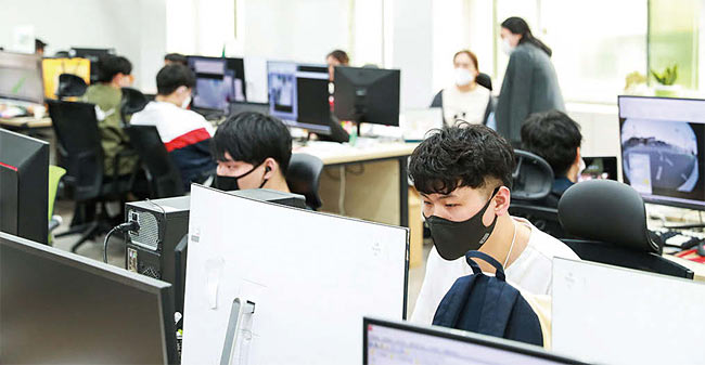 서울 송파구에 있는 테스트웍스의 사무실 모습. 사진 테스트웍스