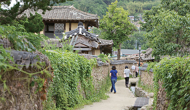 삼지내 마을 걷기. 사진 최갑수
