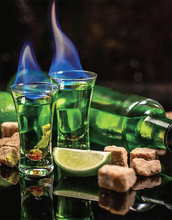 ‘녹색 요정’으로 불린 술, 압생트. 사진 셔터스톡