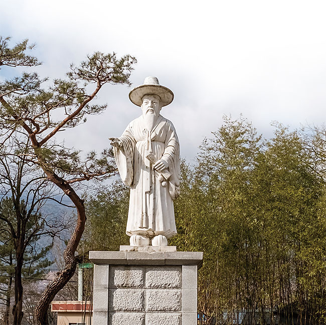 남명 조식 동상. 사진 최갑수