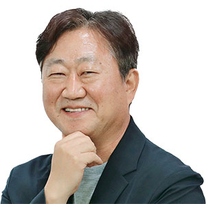 이영완 조선비즈과학전문기자 현 KAIST 문술미래전략 대학원 겸직교수,전 한국과학기자협회 회장