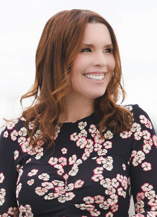 애니 듀크 작가. 사진 애니 듀크