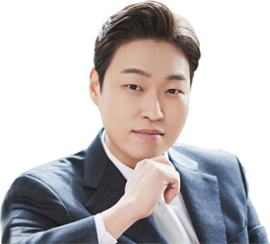 서현동 렌트리 대표
서강대 경영학, 전 삼정회계법인 회계사, 
전 삼일회계법인 회계사 사진 렌트리