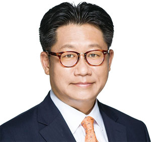 허욱 
법무법인 세종 변호사
연세대 경영학·법학, 
베이징대 법학 박사, 사법연수원 33기, 전 법무법인 율촌 상하이 대표처 대표
