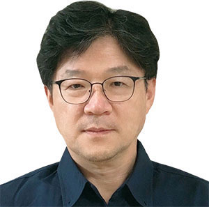 신상준 한국은행
이코노미스트
연세대 법학 학·석사,
서울시립대 법학 박사,
‘중앙은행과 화폐의 헌법적 문제’ ‘돈의 불장난’
‘국회란 무엇인가’ 저자