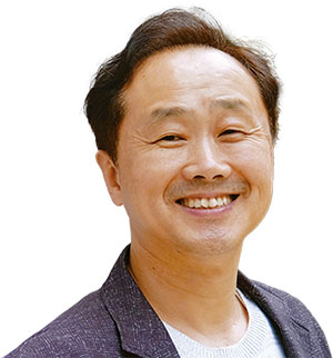 윤우상
밝은마음병원 원장
정신건강의학과 전문의
‘엄마 심리 수업’ 저자