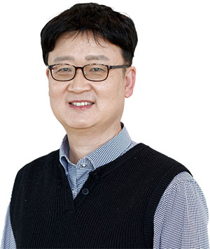이영진 아모레퍼시픽 넥스트뷰티 디비전장
중앙대 화학공학, 카이스트 화학공학 석·박사 사진 아모레퍼시픽