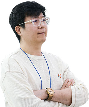 강정호 미니쉬테크놀로지 창업자 겸 대표
조선대 치의학, 현 미니쉬치과병원 대표원장,
현 미국임플란트학회 정회원, 현 대한심미치과학회
정회원, 전 오늘안치과 원장 사진 미니쉬테크놀로지