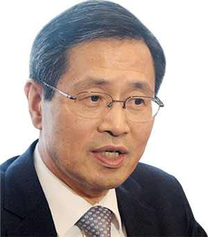 박노벽
전 주러시아 한국대사
서울대 외교학, 러시아
외교아카데미 역사학 박사, 현 한러교류협회 이사,
전 주우크라이나 한국 대사