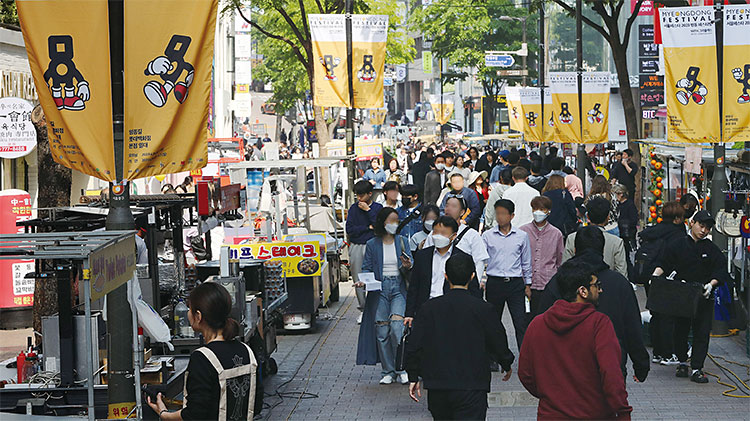 서울 명동 상권. 사진 뉴스1