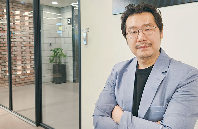 유승재 페르소나AI 대표
한양대 경영학, 서울과학종합대학원
경영학 석사, 현 인공지능산업협회 부회장 사진 페르소나AI