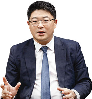 정창원 법무법인 세종 변호사
서울대 조선해양공학, 제49회 사법시험, 사법연수원 39기 사진 법무법인 세종