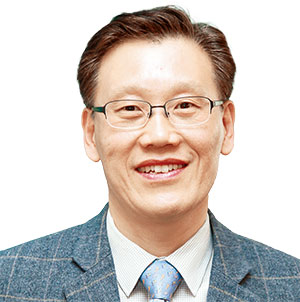 최인한 
시사일본연구소 소장
일본 전문 저널리스트, 
전 일본 유통과학대학 
객원교수, ‘일본에 대한 
새로운 생각’ 저자