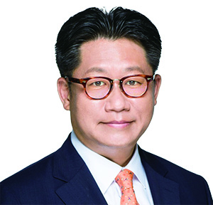 허욱 법무법인 세종 변호사
연세대 경영학·법학,베이징대 법학 박사,사법연수원 33기,전 법무법인 율촌 상하이 대표처 대표
