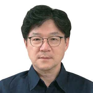 신상준 한국은행 이코노미스트 연세대 법학 학·석사, 서울시립대 법학 박사,
‘중앙은행과 화폐의 헌법적 문제’ ‘돈의 불장난’
‘국회란 무엇인가’ 저자