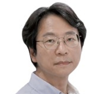 한준기 솔브릿지 국제경영대학 교수고려대, 한국외국어대 경영학 박사, 전 IGM 세계경영연구원 전임교수, 전 성균관대 글로벌 MBA 스쿨 겸임교수, 전 한국 마이크로소프트 인사총괄임원