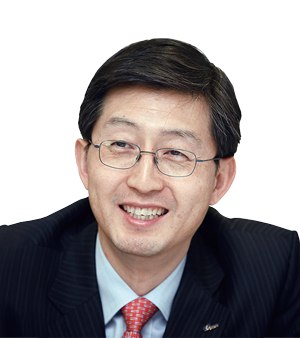 박기순 성균관대 중국대학원 교수 - 현 덴톤스리 법률사무소 상임고문, 전 중국삼성경제연구원장, 전 한국산업은행 산은경제연구소장