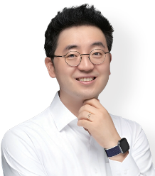 채상욱 커넥티드그라운드 대표 -
아주대 건축학, 건국대 부동산대학원 석사, 전 삼성물산 근무, 전 LIG증권·하나금융투자 애널리스트