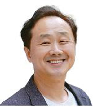 윤우상 밝은마음병원 원장 -
정신건강의학과 전문의
'엄마 심리 수업' 저자