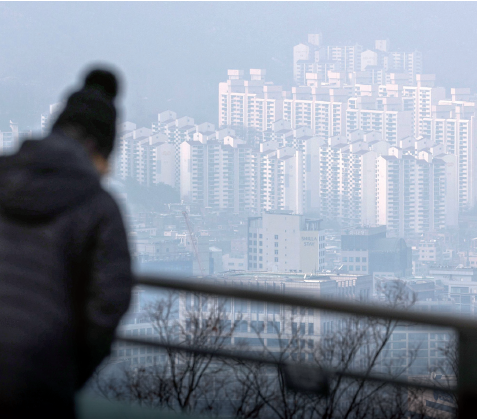 1월 6일 서울 중구 남산에서 바라본 시내 아파트 밀집 지역. / 사진 뉴스1