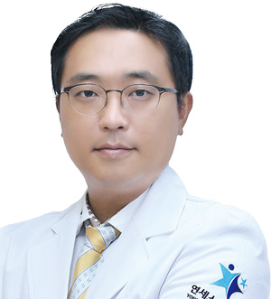 민슬기 연세스타병원 정형외과 원장 - 한림대 의대, 현 정형외과 전문의, 현 대한견주관절학회 평생회원, 전 영월의료원 정형외과 과장, 전 삼성서울병원 정형외과 견주관절 전임의
