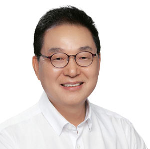 정철훈 - 미술 칼럼니스트, 고려대 대학원 문화 콘텐츠 박사 수료, 소장전 ‘리틀 사치전’ 개최