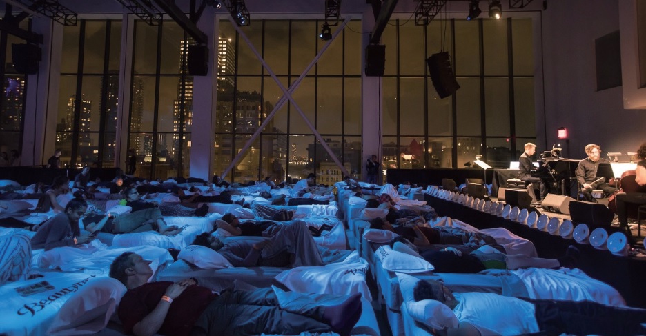 음악을 들으면서 숙면을 청하는
‘Sleep’ 콘서트의 한 장면/ Sleep Concerts