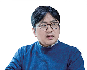 현정환 동국대 국제통상학과 교수- 미시간주립대 경제학 박사, 현 한국지급결제학회 부회장, 전 한국은행 금융결제국 조사역, 전 금융감독원 조사역