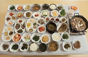 경희식당 산채정식 /최갑수