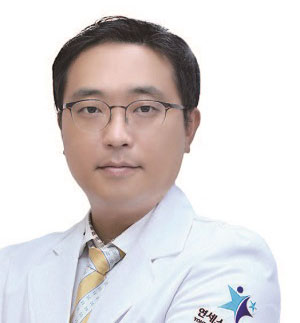 민슬기 연세스타병원
정형외과 원장 - 한림대 의대, 현 정형외과 전문의, 현 대한견주관절학회 평생회원, 전 영월의료원 정형외과 과장, 전 삼성서울병원 정형외과 견주관절 전임의