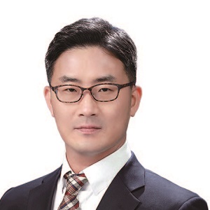 유종민 홍익대 경제학부 교수 - 서울대 경제학, 미 일리노이대 응용경제학 박사, 전 자본시장 연구원 연구위원