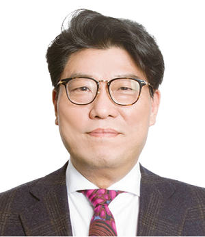 황부영 브랜다임앤
파트너즈 대표 컨설턴트-
현 부산 도시 브랜드 총괄
디렉터, 현 아시아 브랜드
프라이즈(ABP) 심사위원,
전 제일기획 마케팅연구소
브랜드팀장