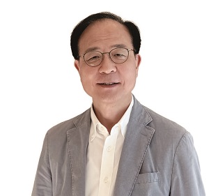 손영욱 - 철강산업연구원 대표, 고려대 산업공학 석사, 상명대 경영공학 공학 박사, 현 광양만권경제자유구역청 정책자문위원, 전 BST 대표, 전 현대하이스코 경영기획 팀장, 전 포항산업과학연구원 책임연구원 /사진 박진우 기자