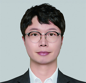 이동우 - 에이에스티홀딩스 대표이사