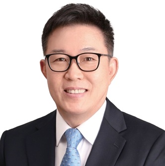 유효상 유니콘경영경제 연구원장 - 전 차의과학대 경영대학원
원장, 전 동국대 경영전문대학원 교수, ‘경제의 역설’ ‘리더의 오판’ 저자
