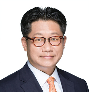 허욱 법무법인 세종 변호사 - 연세대 경영학·법학, 베이징대 법학 박사, 사법연수원 33기, 전 법무법인 율촌 상하이 대표처 대표