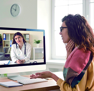 비대면으로 의사와 이야기를 나누는 환자. /셔터스톡