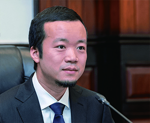 캄보디아 범죄 조직의 배후로 의심받는 프린스그룹의 천즈 회장. /프린스그룹