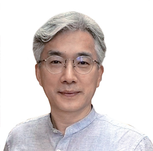 김진국 문화평론가 - 현 고려대 민족문화연구원 교수
