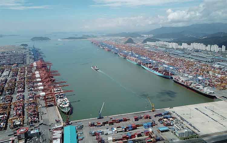 부산항 신항. / 부산항만공사