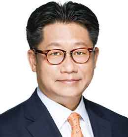 허욱 법무법인 세종 변호사 - 연세대 경영학·법학，베이징대 법학 박사，사법연수원 33기，전 법무법인 율촌 상하이 대표처 대표